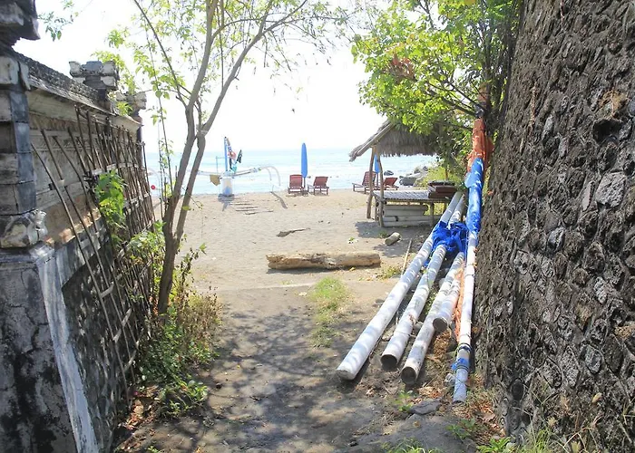 巴厘岛艾湄天堂瓦荣旅馆 招待所 2*